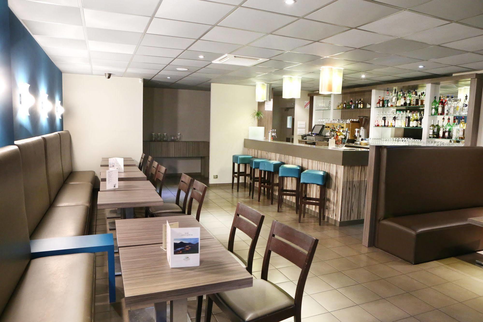 多梅茵圣埃斯泰夫酒店 米洛 外观 照片